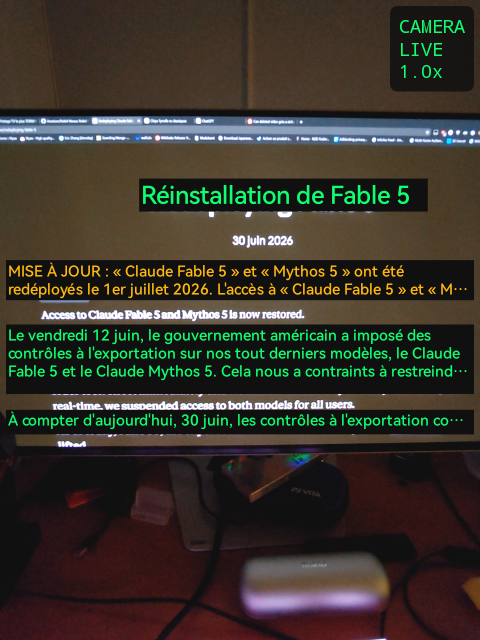 Lens translating a screen of English text into French live on the HUD